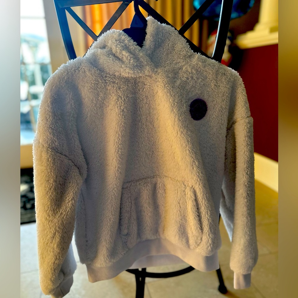 Converse crop hoodie - girls L, equivalent to ladies small/xs